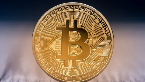 MicroStrategy持续加仓比特币，上市公司加密战略有何深意